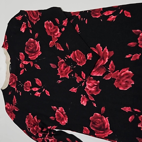 Talbots Petite Red & Black Floral Pure Merino Wool 3/4 Sleeve Top #W-875 - Picture 4 of 11